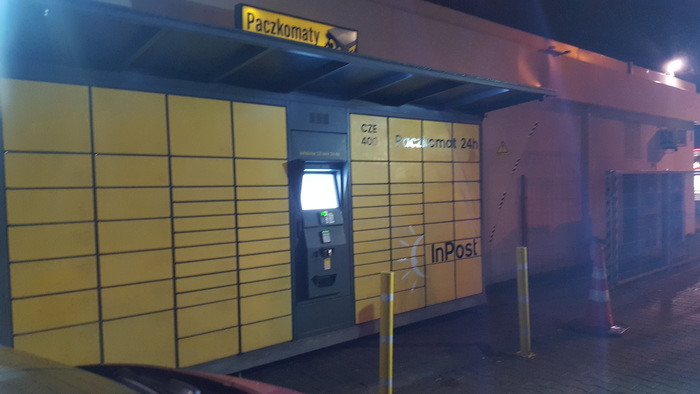Parcel Locker CZE01G Stacja paliw BP