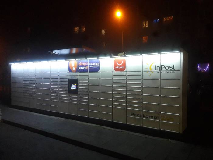 Paczkomat CZE21M Kebab Hause