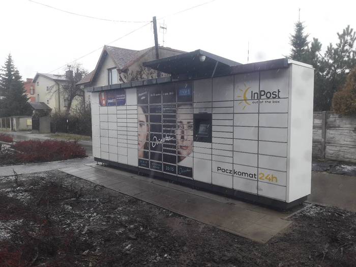 Поштомат CZE28M Sklep Aldi