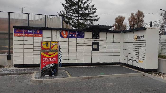 Parcel Locker CZE34M Myjnia samoobsługowa