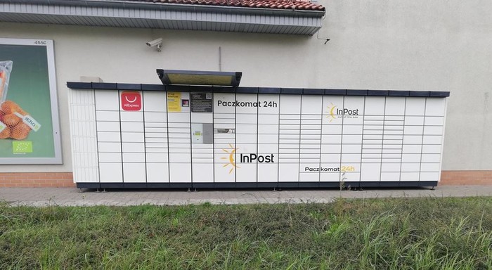 Parcel Locker CZI03N Przy sklepie Netto
