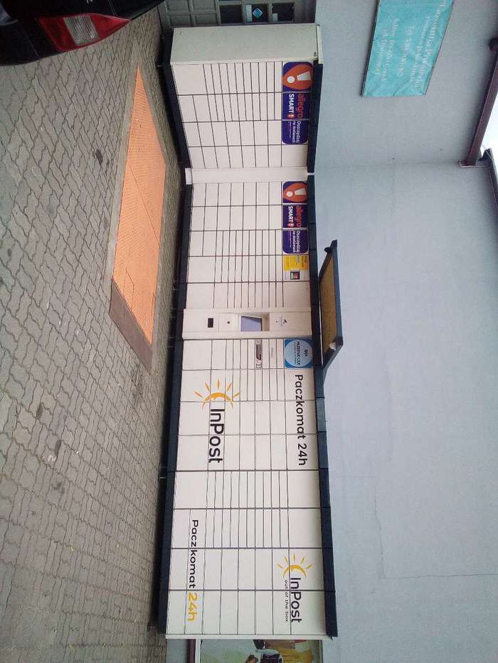 Parcel Locker CZR01A Na parkingu Gminnej Spółdzielni w Czersku