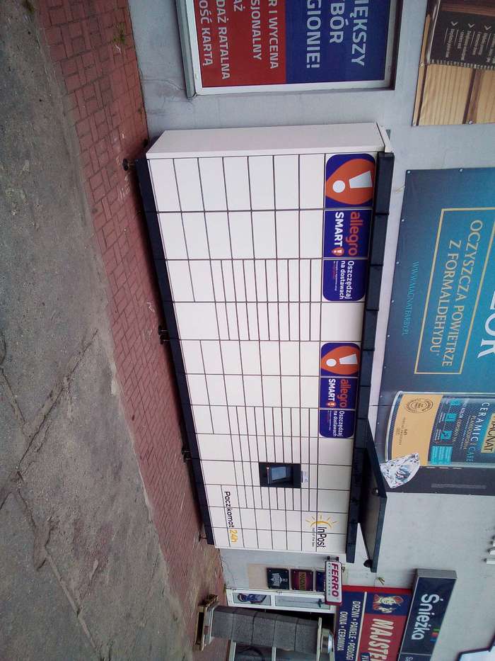 Parcel Locker CZR02M przy GS-ie