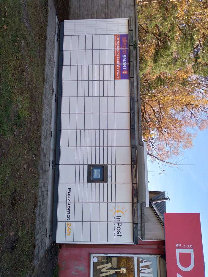 Paczkomat DAR05M Przy stacji obsługi pojazdów DARMOT