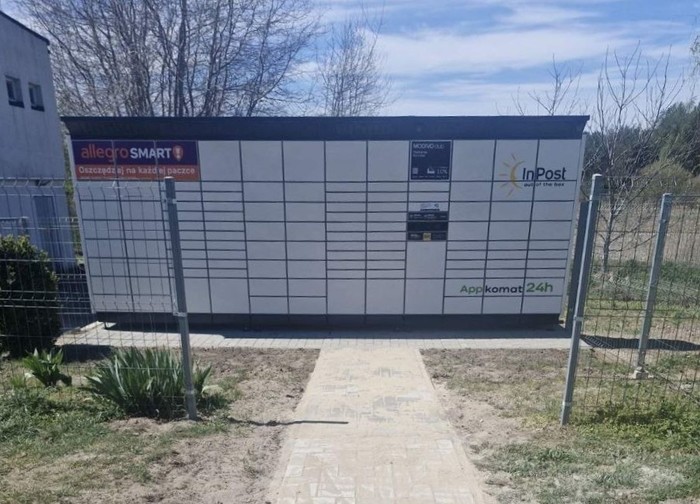 Paczkomat DBE02BAPP Przy gabinecie weterynaryjnym Zwierzak