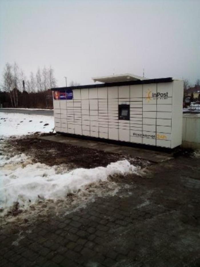 Paczkomat DBE05M Na myjni samochodowej