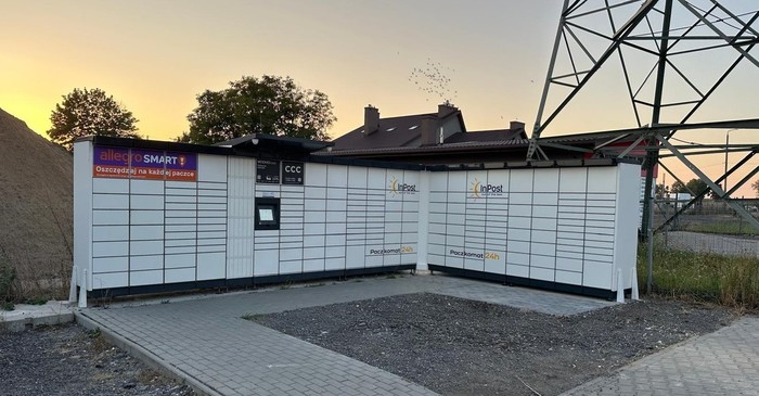 Paczkomat DEE01M Przy myjni bezdotykowej