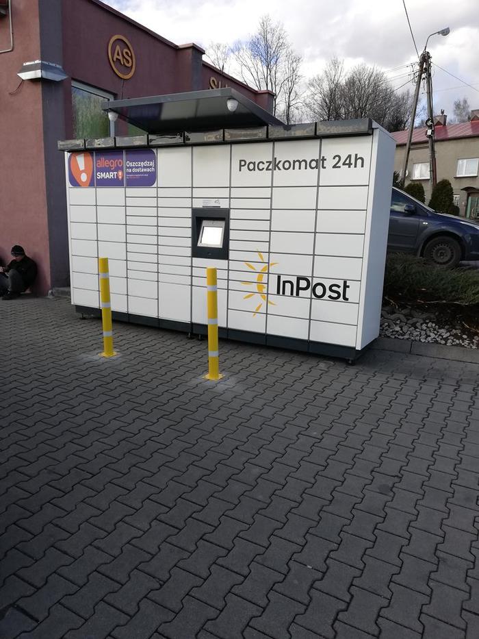 Paczkomat DGO06M Przy sklepie AS