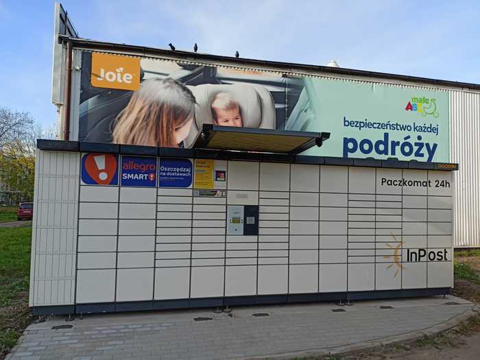 Paczkomat DGO13N Obok Sklepu ABC