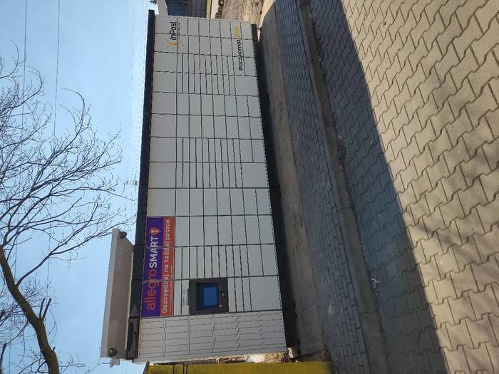 Paczkomat DGO34M Obok Auto GAZ