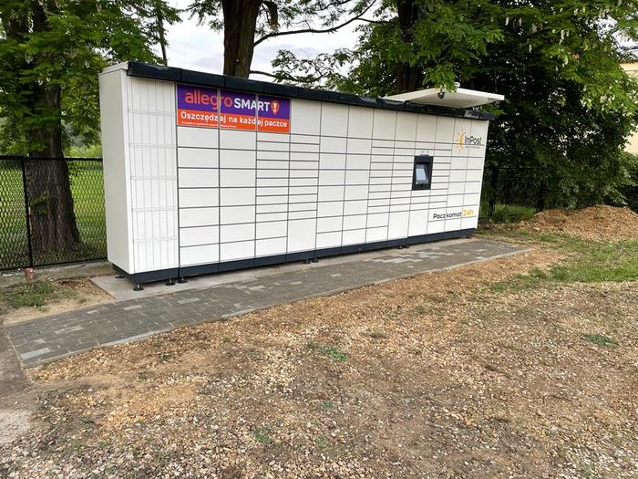Paczkomat DGO40M Obok OSP