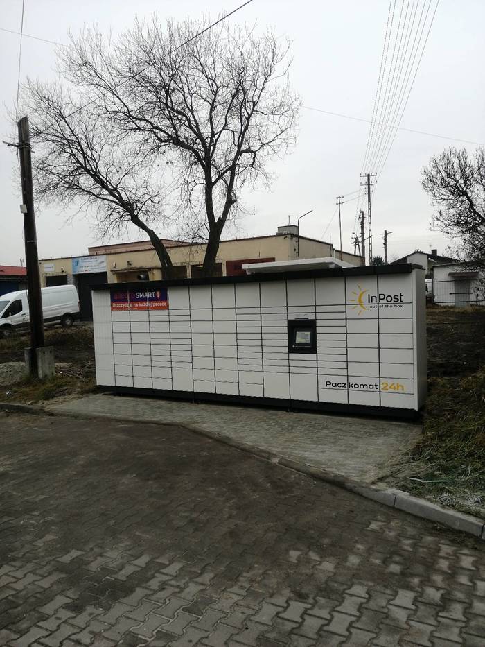 Parcel Locker DGO43M Obok serwisu