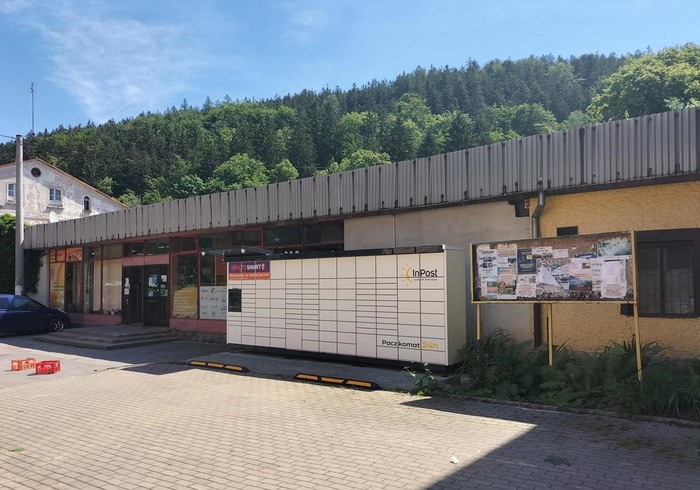 Paczkomat DGZ01M Przy sklepie spożywczym GS