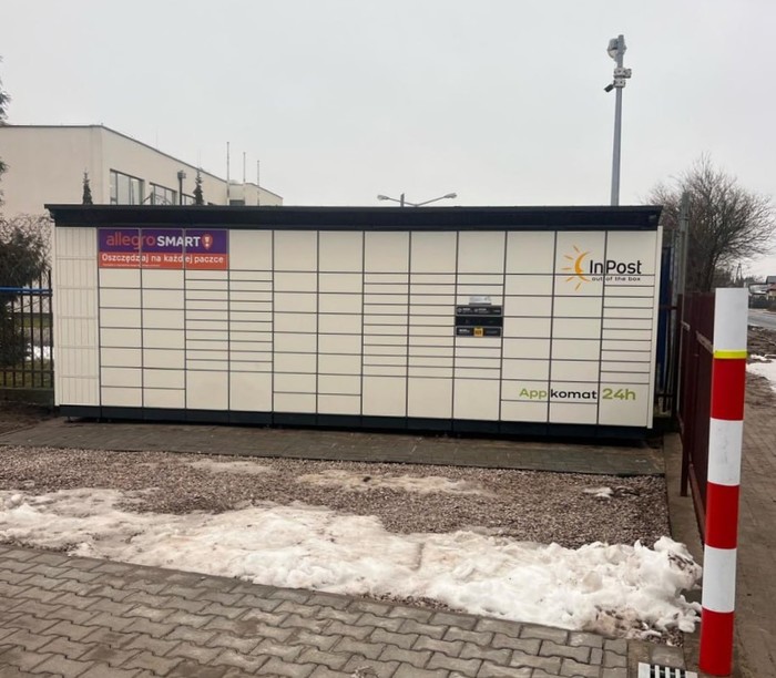 Paczkomat DHN01BAPP Przy sklepie Lewiatan