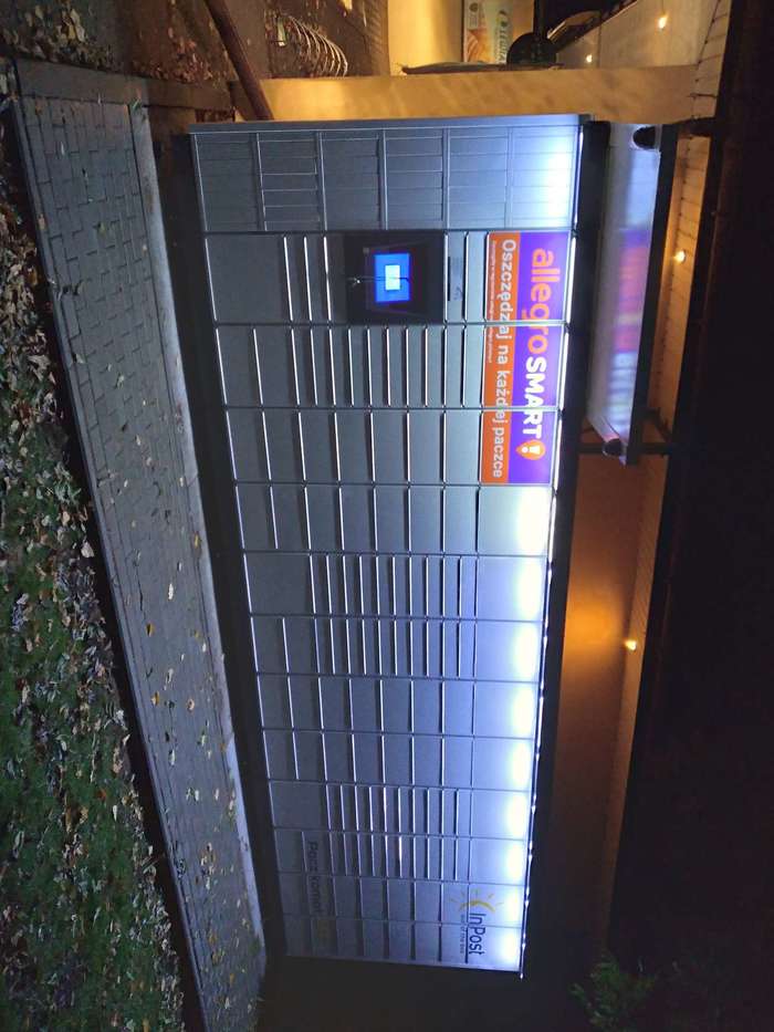 Parcel Locker DJW01M przy Lewiatanie