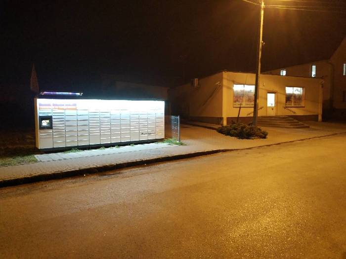 Paczkomat DMN02M Przy sklepie U Michała