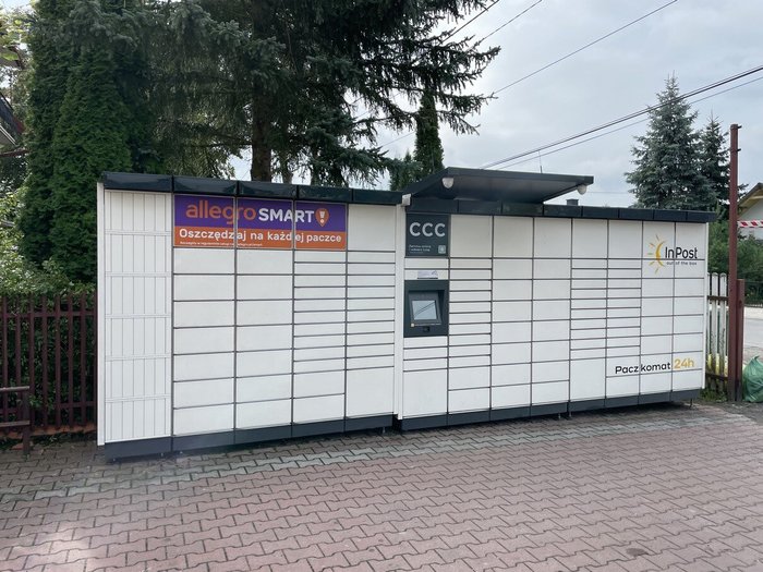 Parcel Locker DNA01M przy sklepie spożywczym ABC