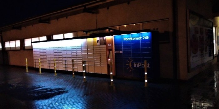 Paczkomat DNW01A Przy markecie Lewiatan