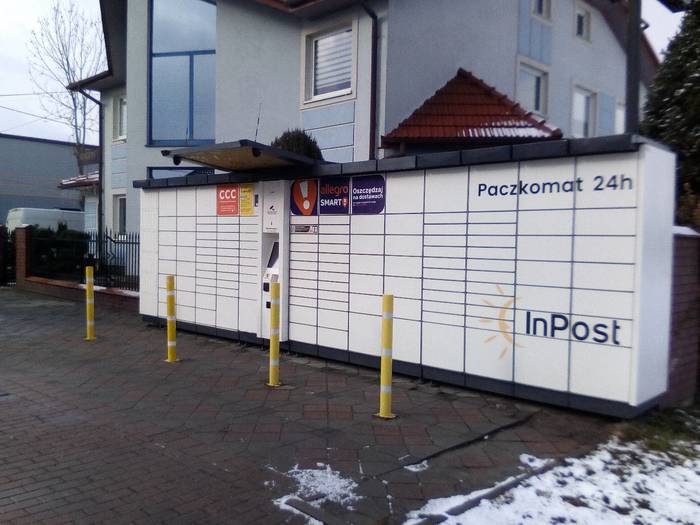 Paczkomat DOB01A Przy sklepie Rogers