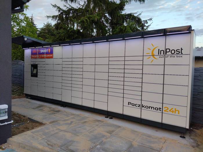 Paczkomat DOD01M Parking przy sklepie