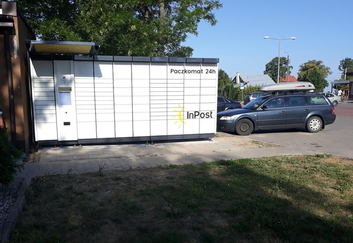 Paczkomat DRH01A Przy markecie Biedronka