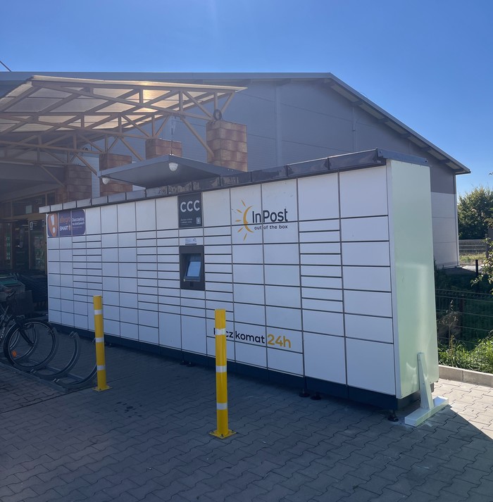 Paczkomat DRI01M Przy Delikatesach Centrum