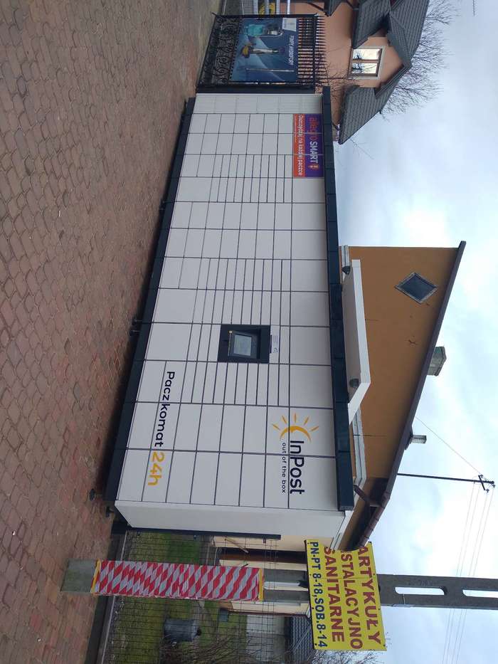Paczkomat DWK02M Przy wjeździe do sklepu MARBO