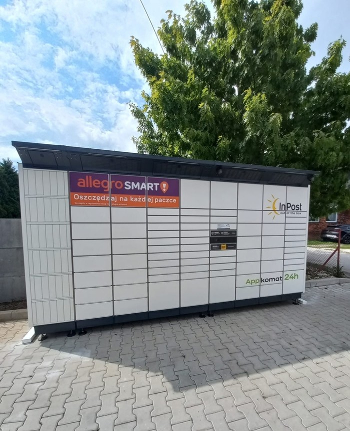 Parcel Locker DZHQ01BAPP Parking przed sklepem