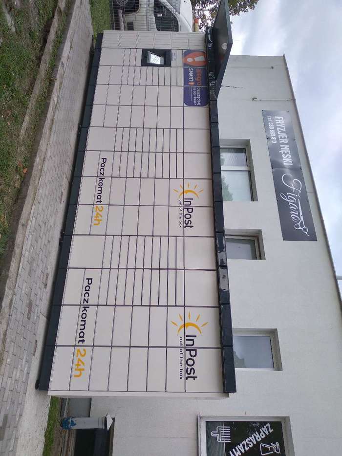 Paczkomat ELB13M przy PZM
