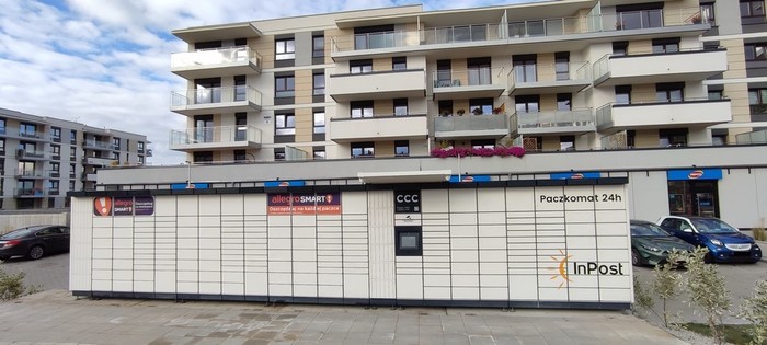 Parcel Locker ELK01M przy Biedronce