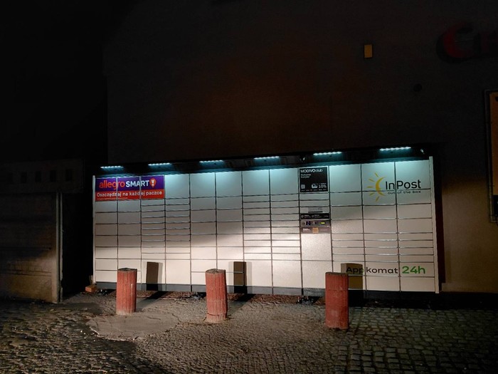 Paczkomat GAW01BAPP Przy wejściu do Chaty Polskiej