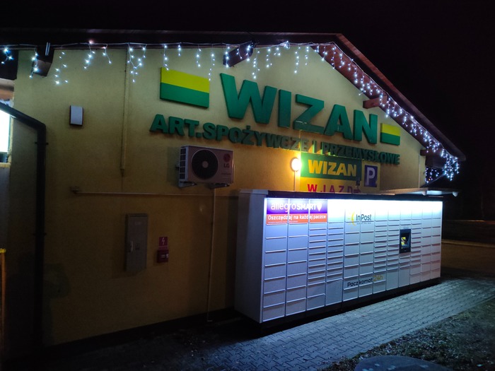 Paczkomat GBV01M Przy sklepie WIZAN