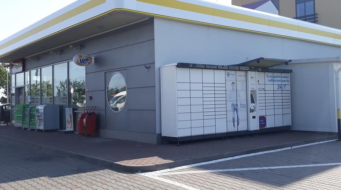 Paczkomat GDA04L Stacja paliw MOL