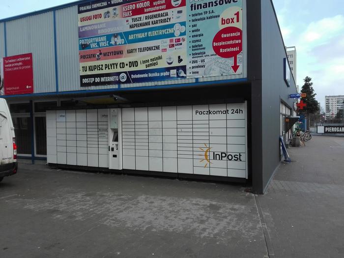 Paczkomat GDA06A Przy markecie Gulden