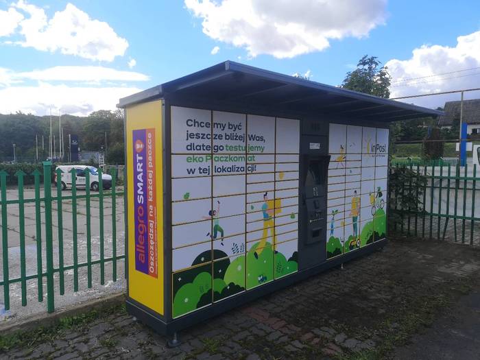 Parcel Locker GDA06G przy salonie meblowym BODZIO