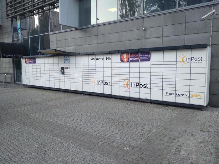 Parcel Locker GDA10N Przy Centrum Handlowym Manhattan