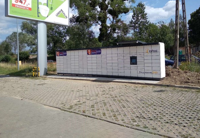 Paczkomat GDA119M przy Biedronce