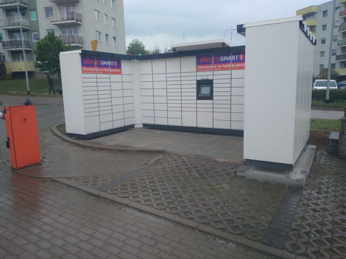 Поштомат GDA174M Przy parkingu wspólnoty