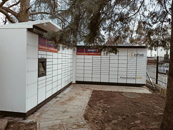 Parcel Locker GDA189M Na posesji prywatnej