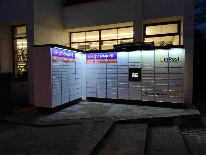 Parcel Locker GDA194M Przy sklepie rowerowym
