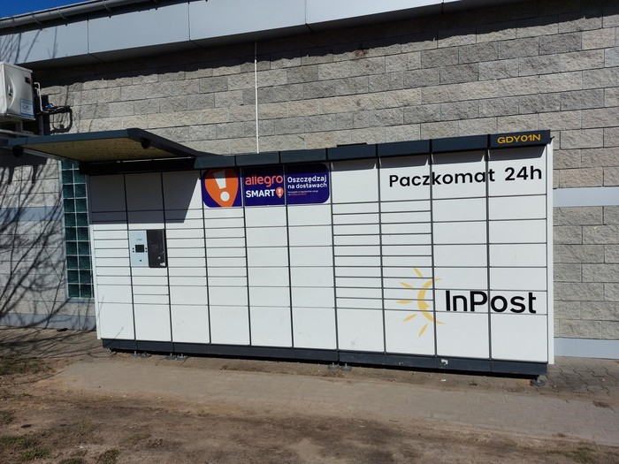Paczkomat GDY01N Stacja paliw AMIC ENERGY