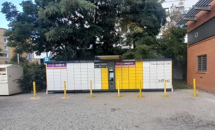Paczkomat GDY03A Przy markecie Netto