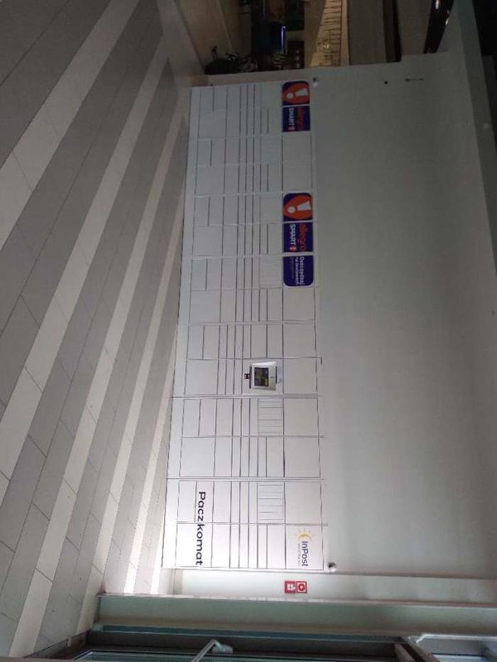 Поштомат GDY03HO przy wejściu do Galerii od strony Pepco