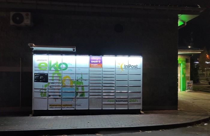 Paczkomat GDY04APP Stacja paliw AMIC ENERGY