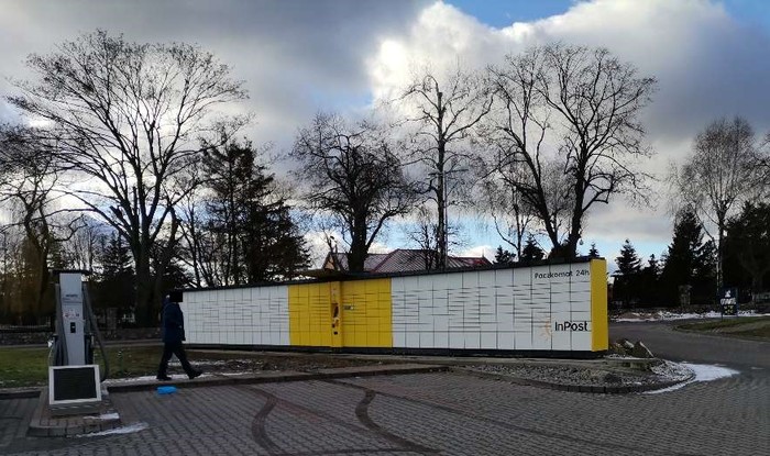 Paczkomat GDY08A Stacja paliw Oktan