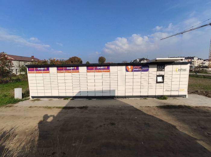 Parcel Locker GDY71M przy drogerii