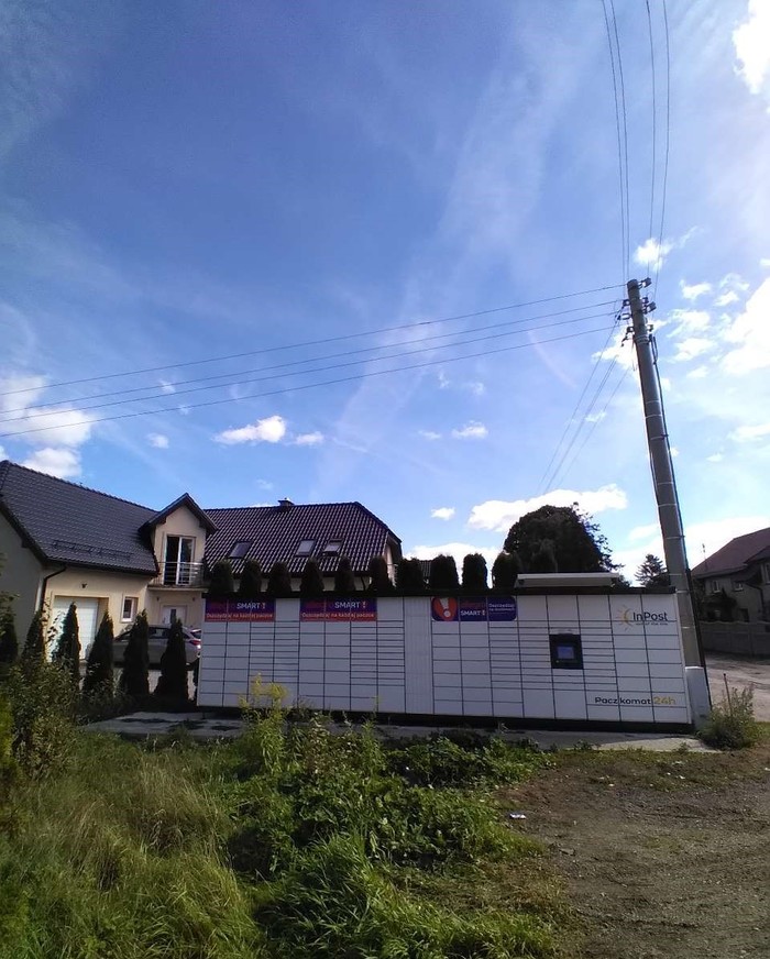 Paczkomat GDY73M posesja prywatna