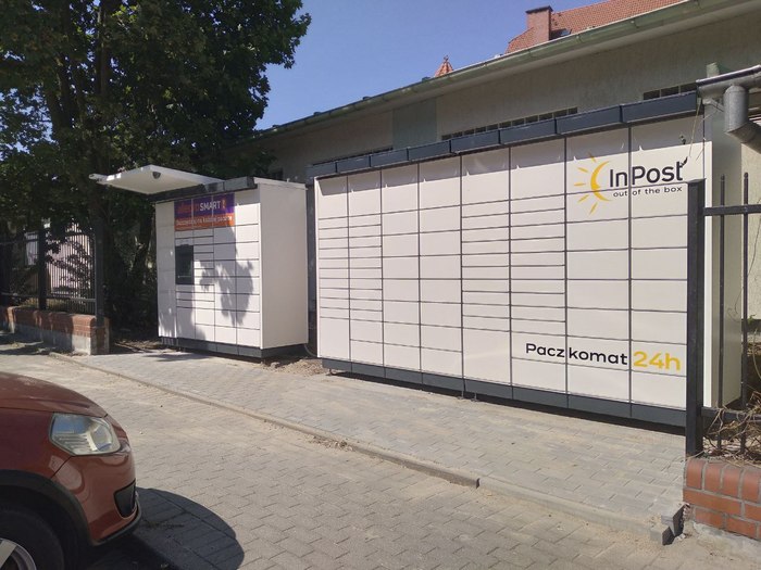 Paczkomat GDY98M Przy parkingu