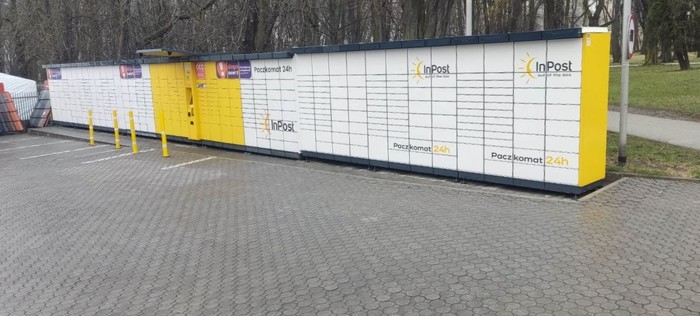 Parcel Locker GLI05A Przy sklepie budowlanym Matbud