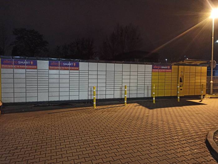 Parcel Locker GLI07A Stacja paliw BP